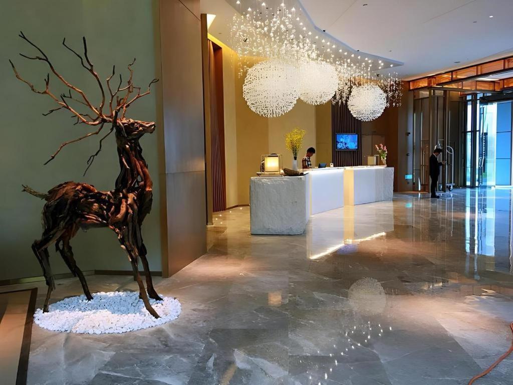 Royce Hotel Shenzhen Buitenkant foto